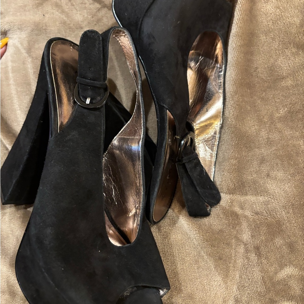 Elegant Black Women's Platform Shoes - Picture 4 of 6
